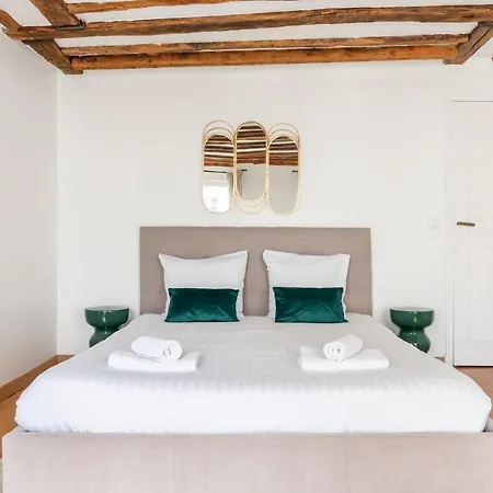 Typical Flat In The Old Appartamento