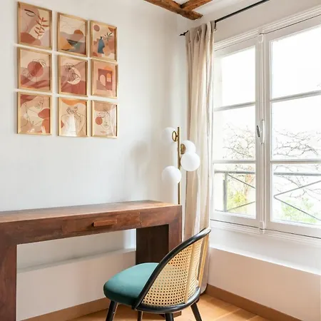 Typical Flat In The Old * Parigi
